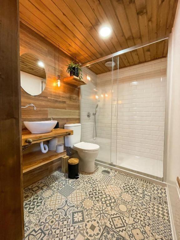 Mountain Eco Shelter 2 Hotell Funchal  Eksteriør bilde